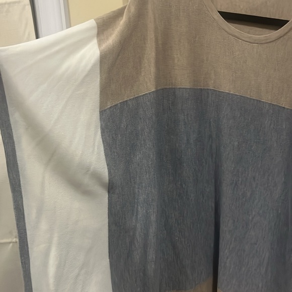 Calvin Klein lightweight poncho color block - Picture 4 of 6